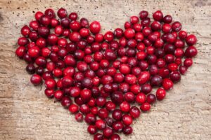 Cats can eat cranberries